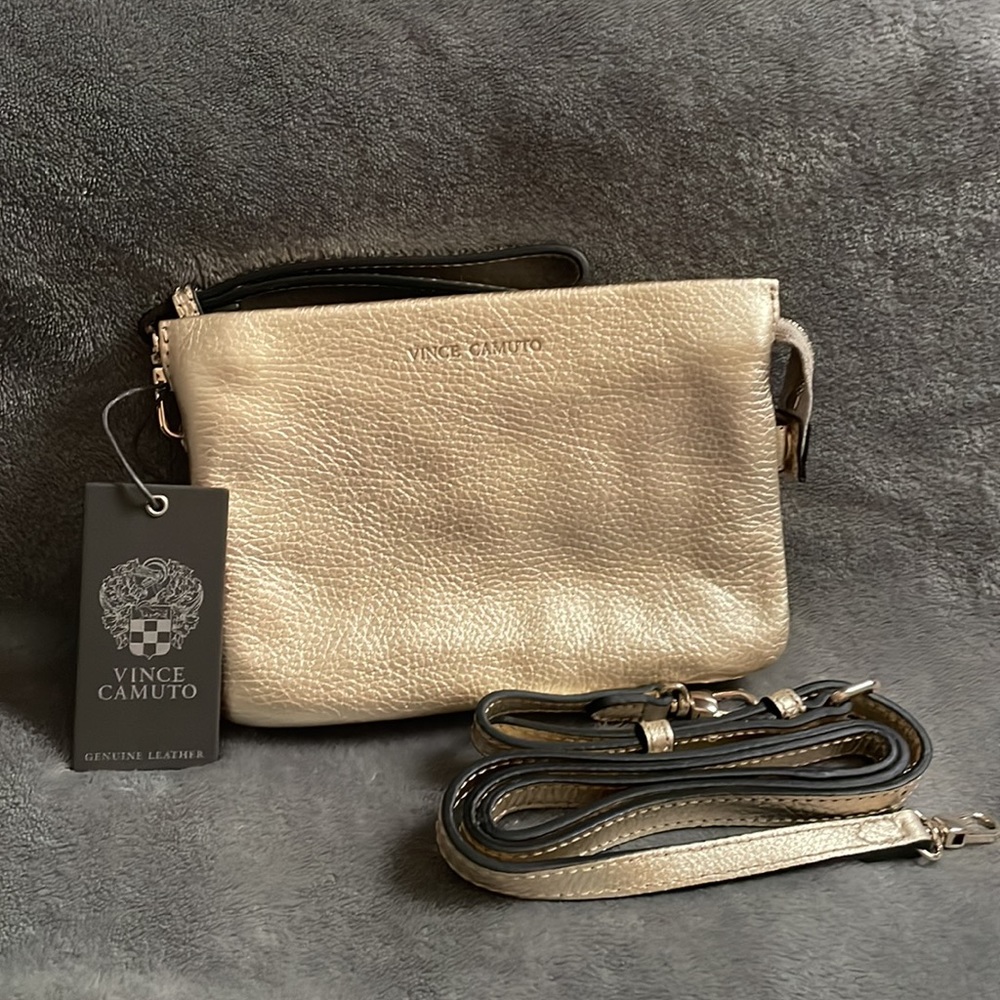 Vince Camuto Cami Crossbody in Gold
Leaf NWT